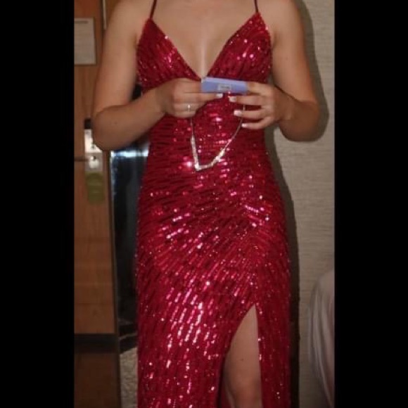 Prom dress - Picture 1 of 3